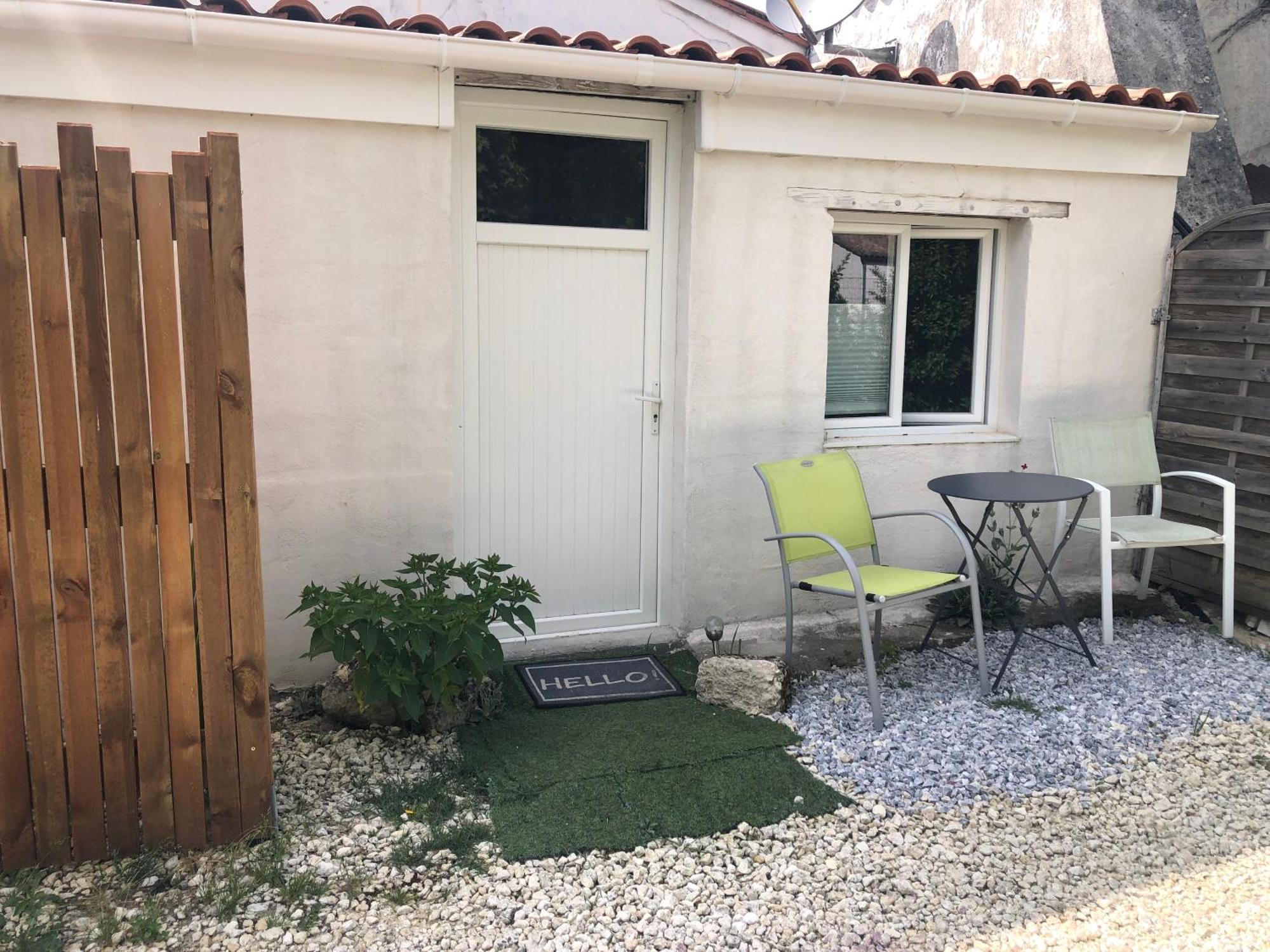 Le Studio Au Calme A Royan Exterior photo